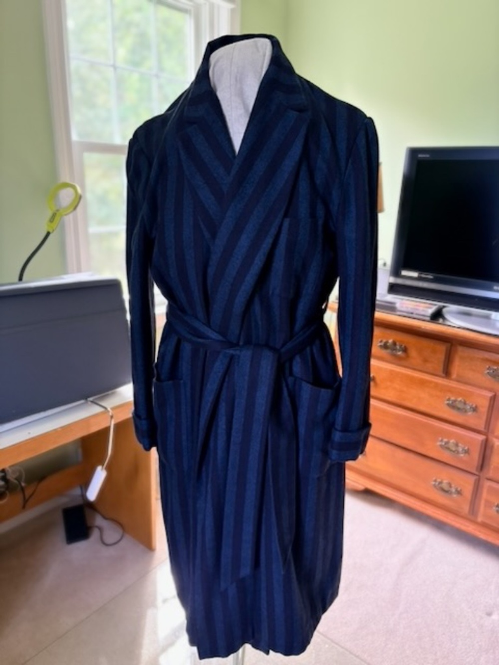 Mark Cross 100% cashmere men's L robe blue/black stripes